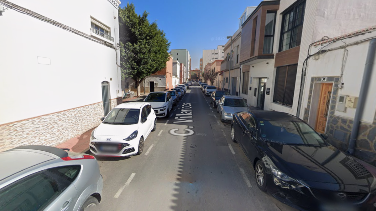 El incendio tuvo lugar la noche de este sábado 5 de septiembre en la calle Villaricos
