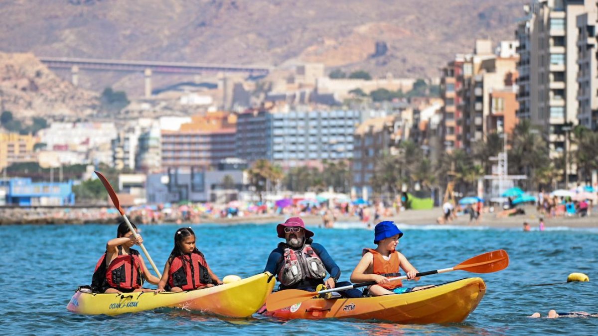 Almería abre la inscripción para una ruta de kayak, que se celebrará el 19 de septiembre.