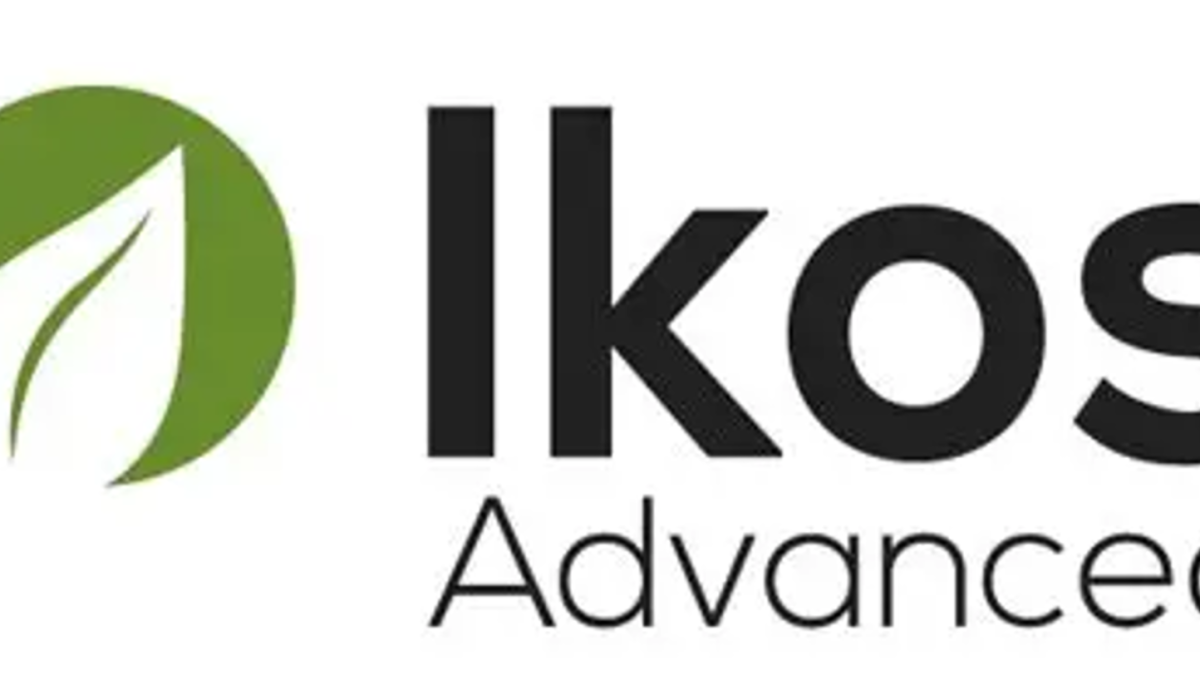 IKOS y Cresolia llevan el pádel al corazón agrícola de Almería.