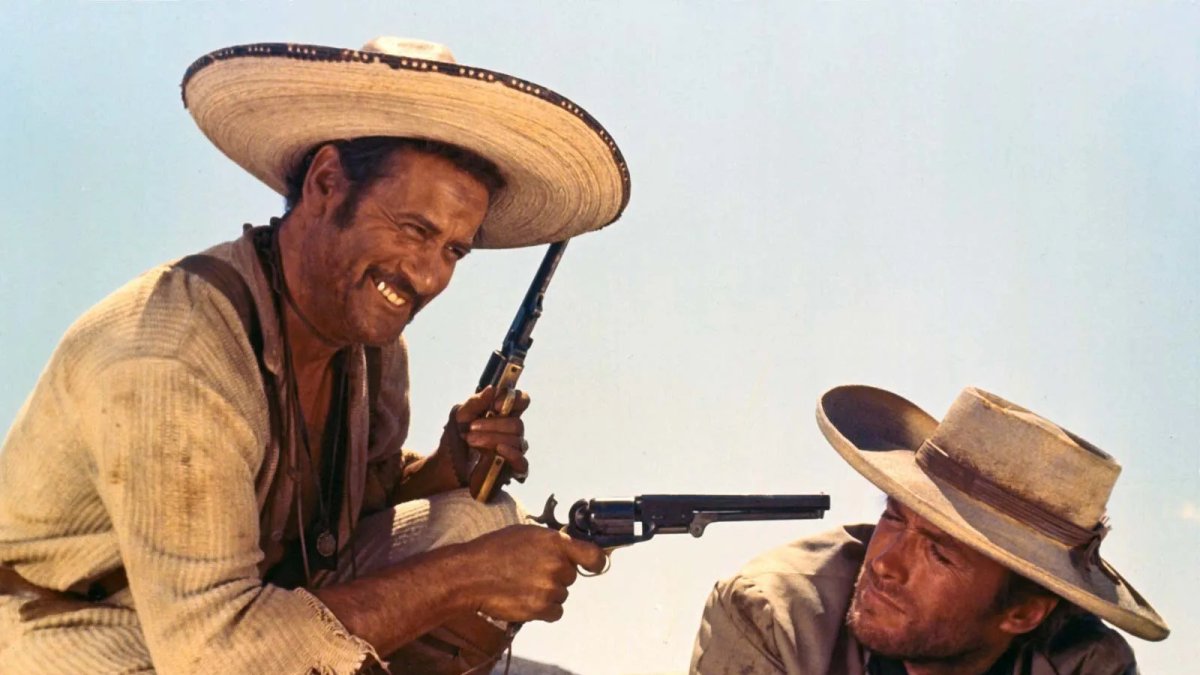 Eli Wallach, junto a Clint-Eastwood en 'El bueno, el feo y el malo'