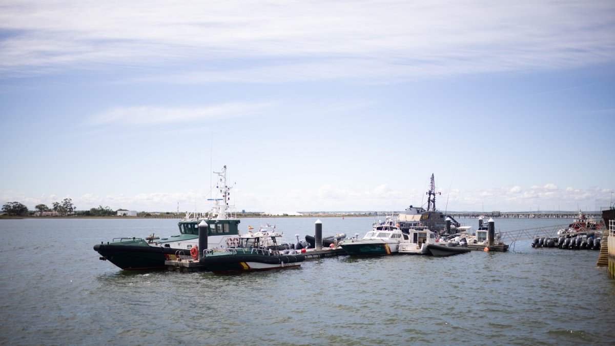 Archivo - Imagen de una embarcación de la Guardia Civil.