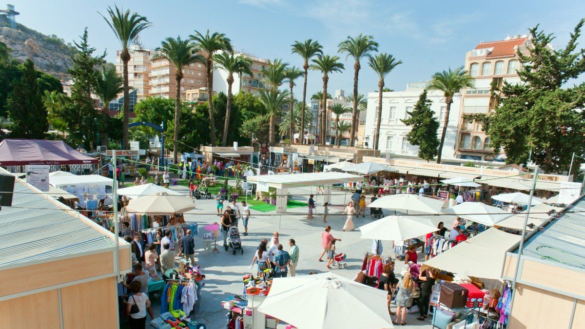 La Feria Outlet de Águilas durante su edición de 2025.