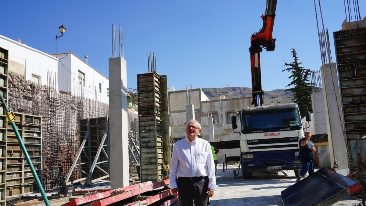Antonio Bonilla visita las obras
