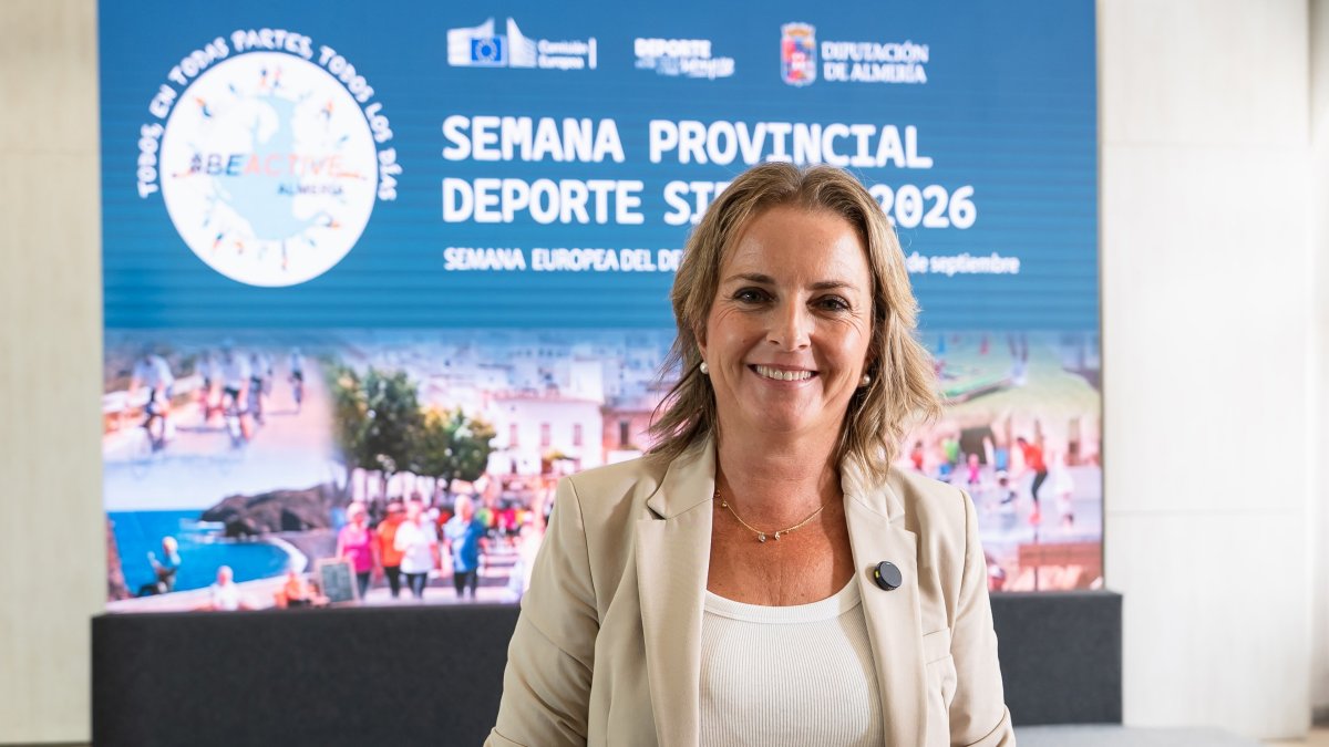 La diputada provincial de Deporte, Vida Saludable y Juventud de Almería, María Luisa Cruz.