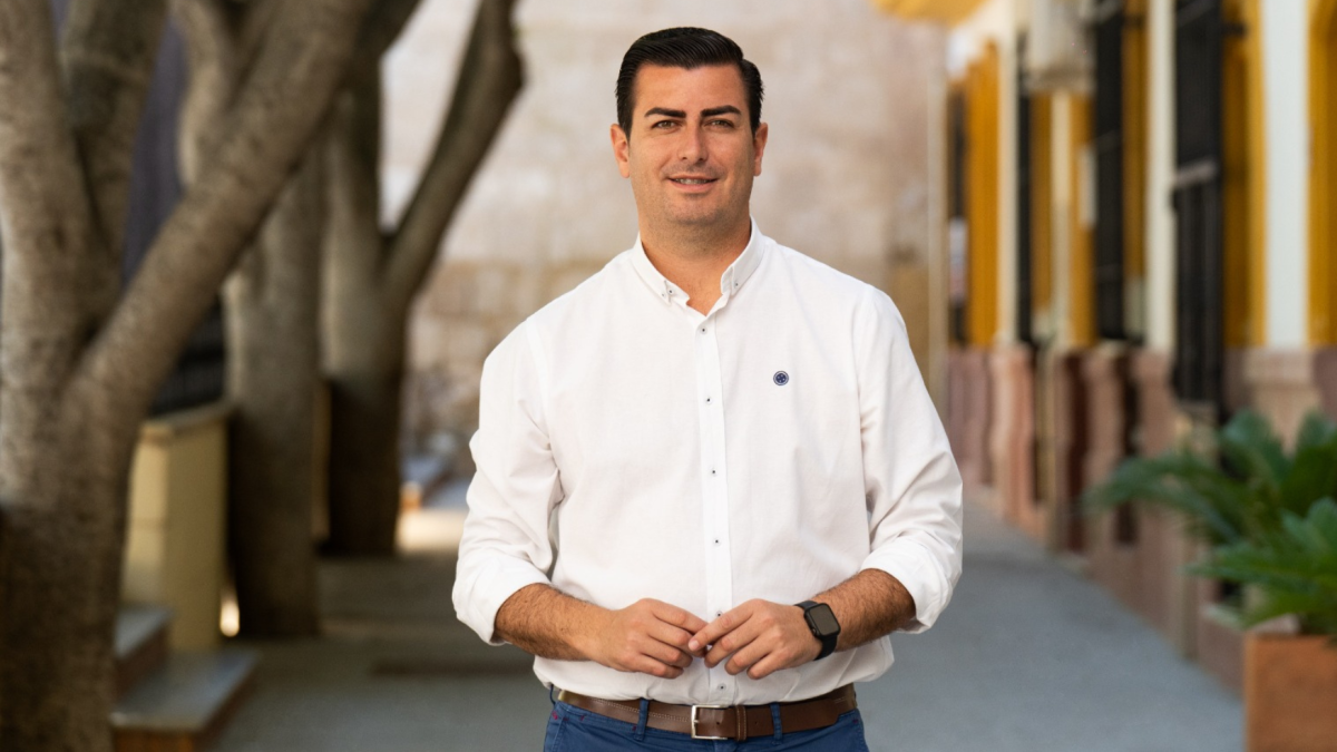 El alcalde de Níjar, José Francisco Garrido, invita a vecinos de todos los núcleos y visitantes de otros municipios a vivir las fiestas.