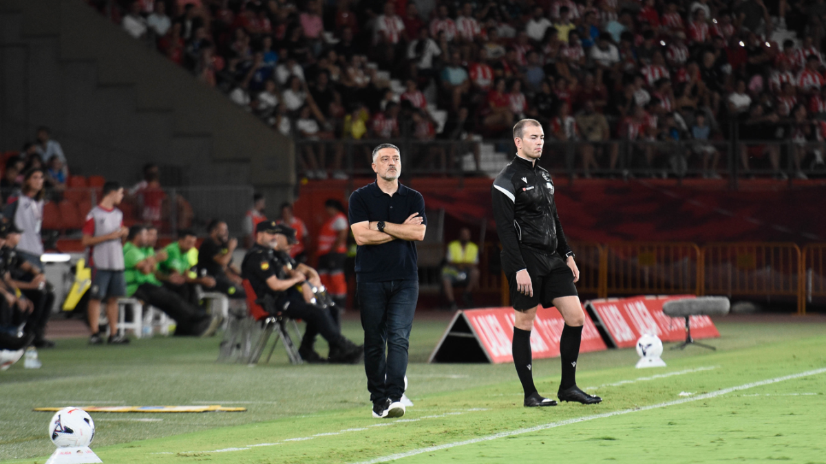 García Pimienta no se ha cruzado de brazos y ha reparado el roto del Almería.
