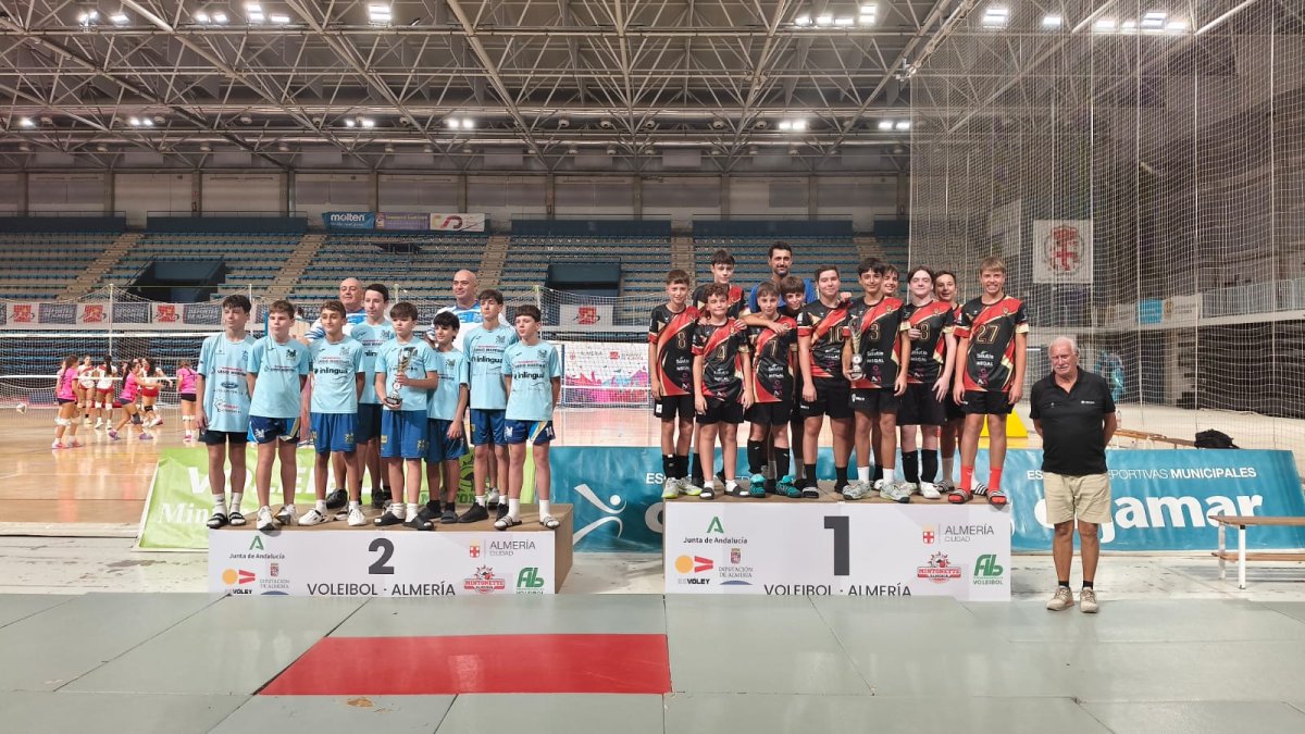 La IV Preseason Cup de Mintonette reúne a cerca de un millar de participantes para abrir la temporada de voleibol.