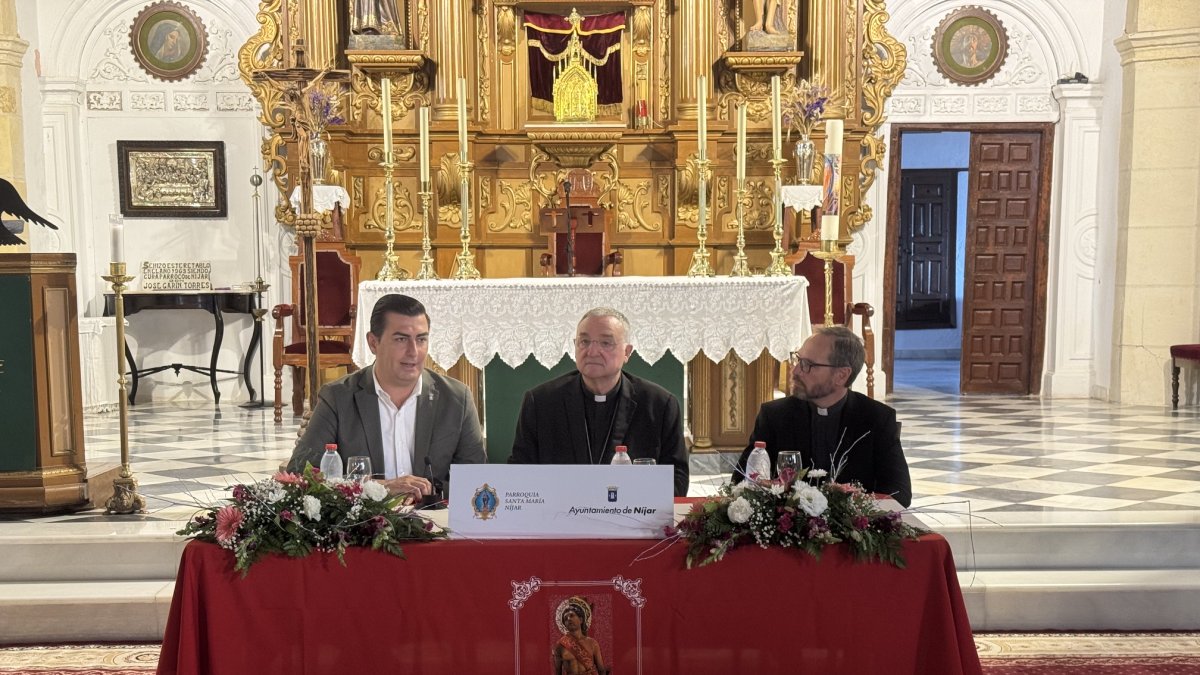 Níjar y el Obispado firman un convenio de colaboración