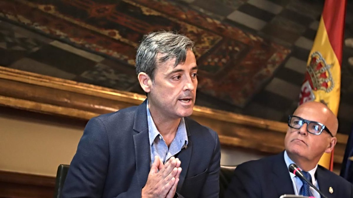 José Luis Caparrós, investigador de la UAL y profesor de Economía Aplicada