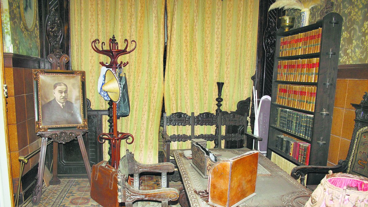 El despacho de don Simón Fuentes Caparrós, en su casona de Garrucha, intacto, como el primer día; después pasó a su yerno, el abogado José Sánchez-Sicilia y fue sede del viceconsulado noruego.