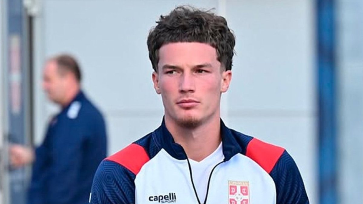 Dzodic vuelve de Serbia convertido en otro futbolista.