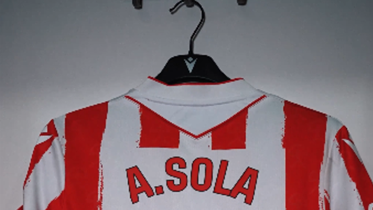 Volver a vestir la rojiblanca debe ser una de las opciones para Álex Sola.