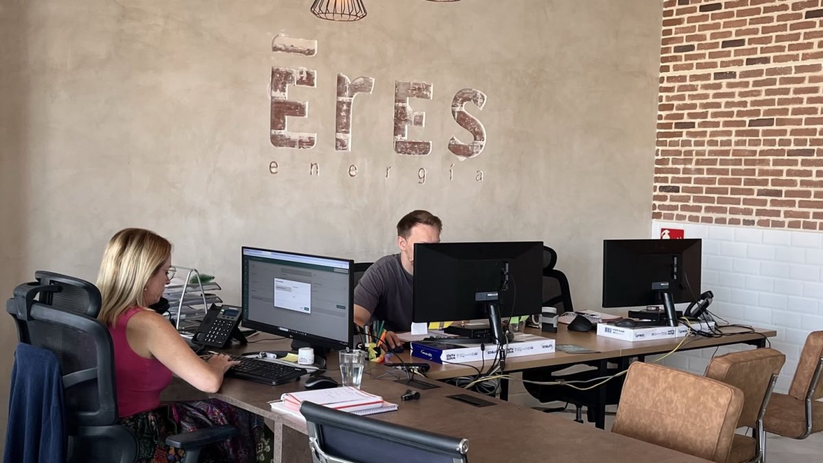 La sede de Eres Energía en El Ejido.