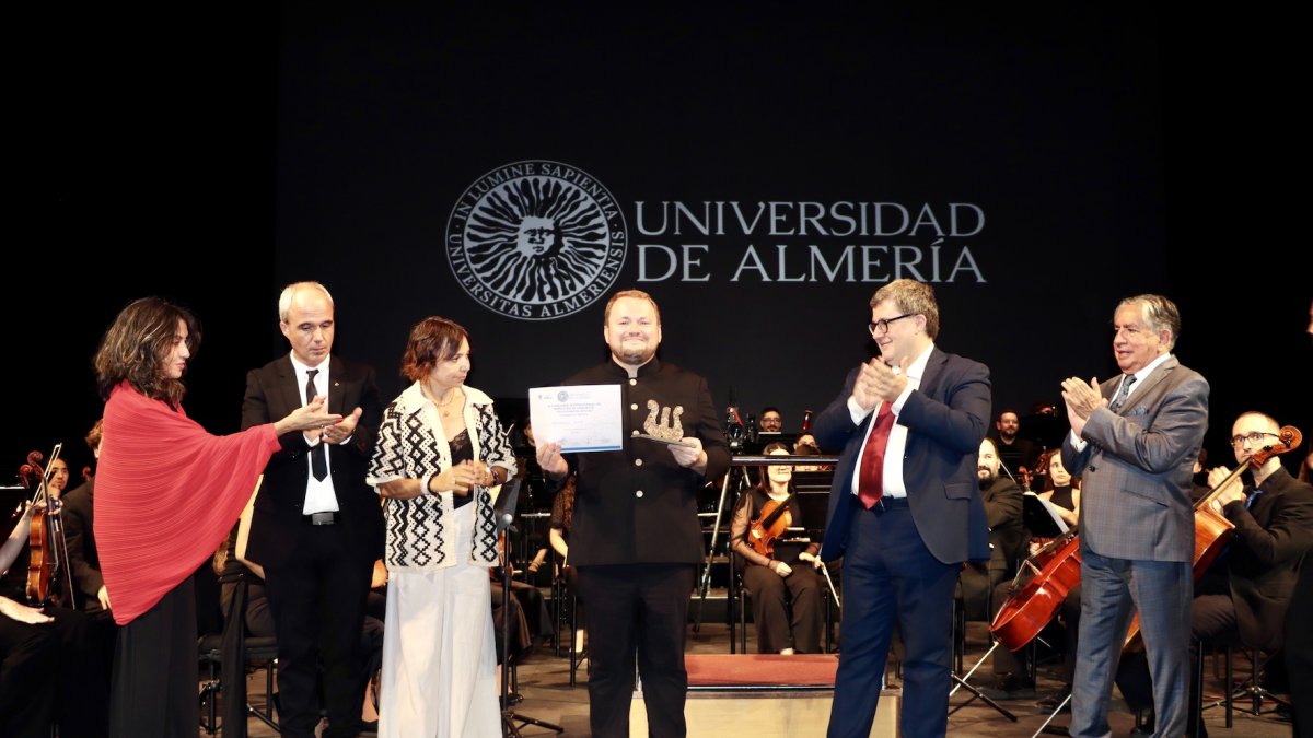 Benjamin Huth gana el VI Concurso Internacional de Dirección de Orquesta de la Universidad de Almería