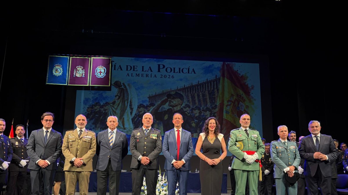 Imagen del acto de celebración de los patronos de la Policía Nacional en Almería.