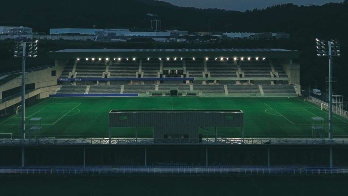Vista aérea de el nuevo estadio de Zubieta, el Z7, que cumple su segunda temporada en la Liga Profesional.