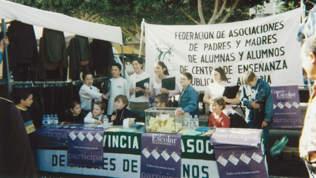 Elecciones al Consejo Escolar en el año 2000.