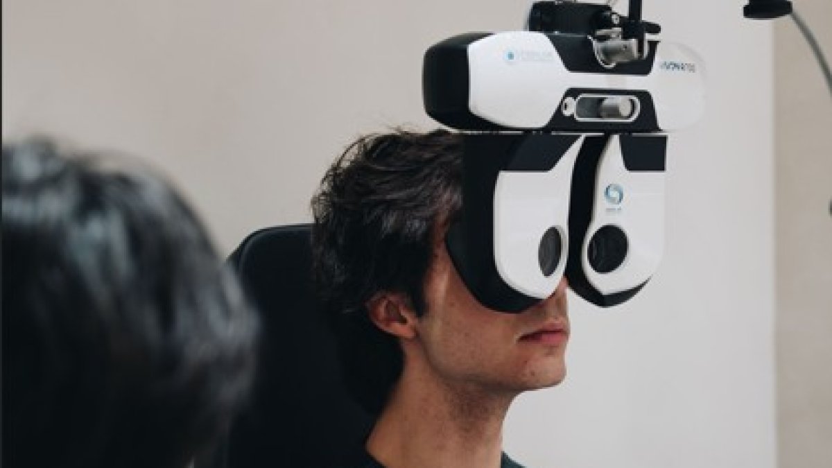 La terapia visual con realidad virtual se realiza ya en Almería.
