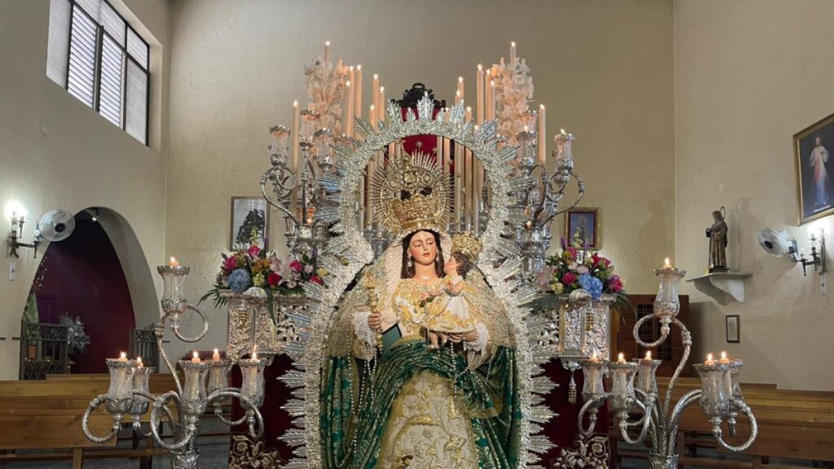 Imagen de archivo del Rosario de la Macarena de Almería.