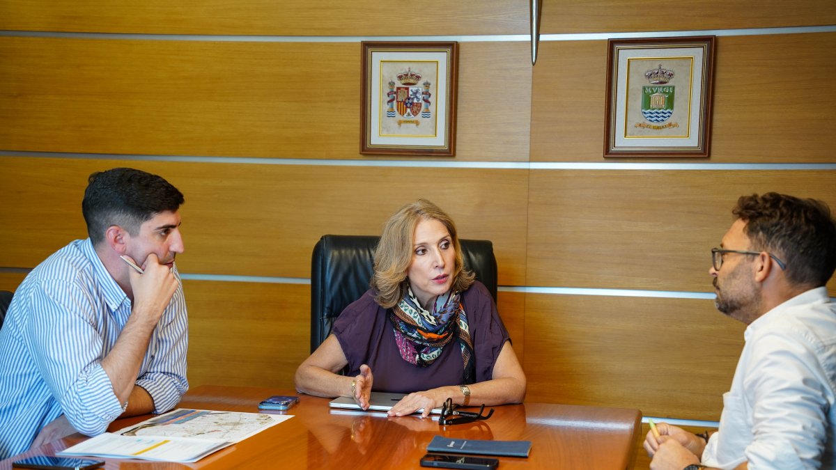 Reunión para analizar los daños de la DANA y las posibles soluciones.