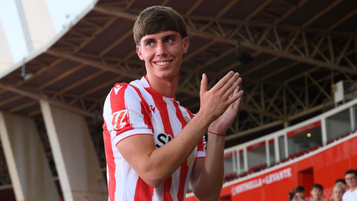 Andrej Popovic (20 años), se perfila como sustituto de Federico Bonini al ser central zurdo y conocer el sistema de García Pimienta.