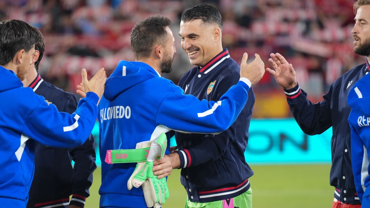 Andrés Fernández en la previa del Almería-Oviedo.