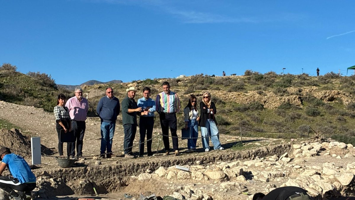 Francisco Góngora, Juan José Alonso y Dolores Martínez recorren el enclav
