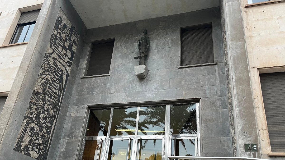 Archivo - Audiencia Provincial de Almería.