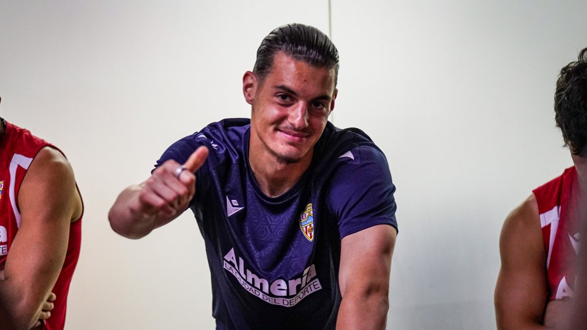 Áron Yaakobishvili apenas un día después de su exhibición con el Almería en la primera eliminatoria de la Copa del Rey.