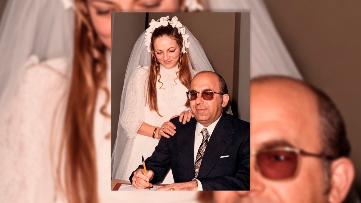 La boda del cura con su joven parroquiana fue todo un acontecimiento en aquella Almería de 1972.