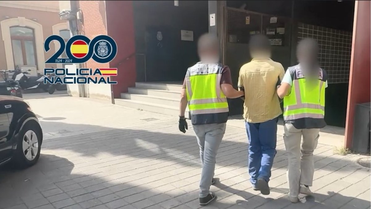 La Policía Nacional detiene a una persona