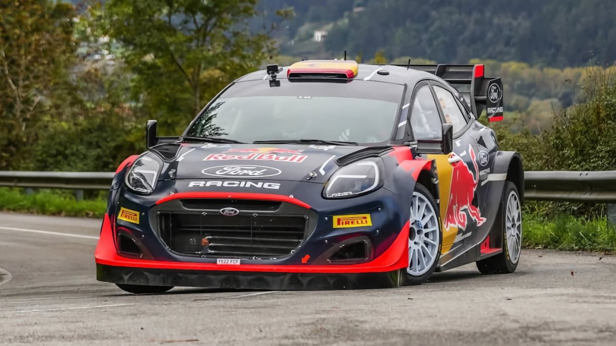 Imagen durante los test llevados a cabo estos días por Carlos Sainz y Moya