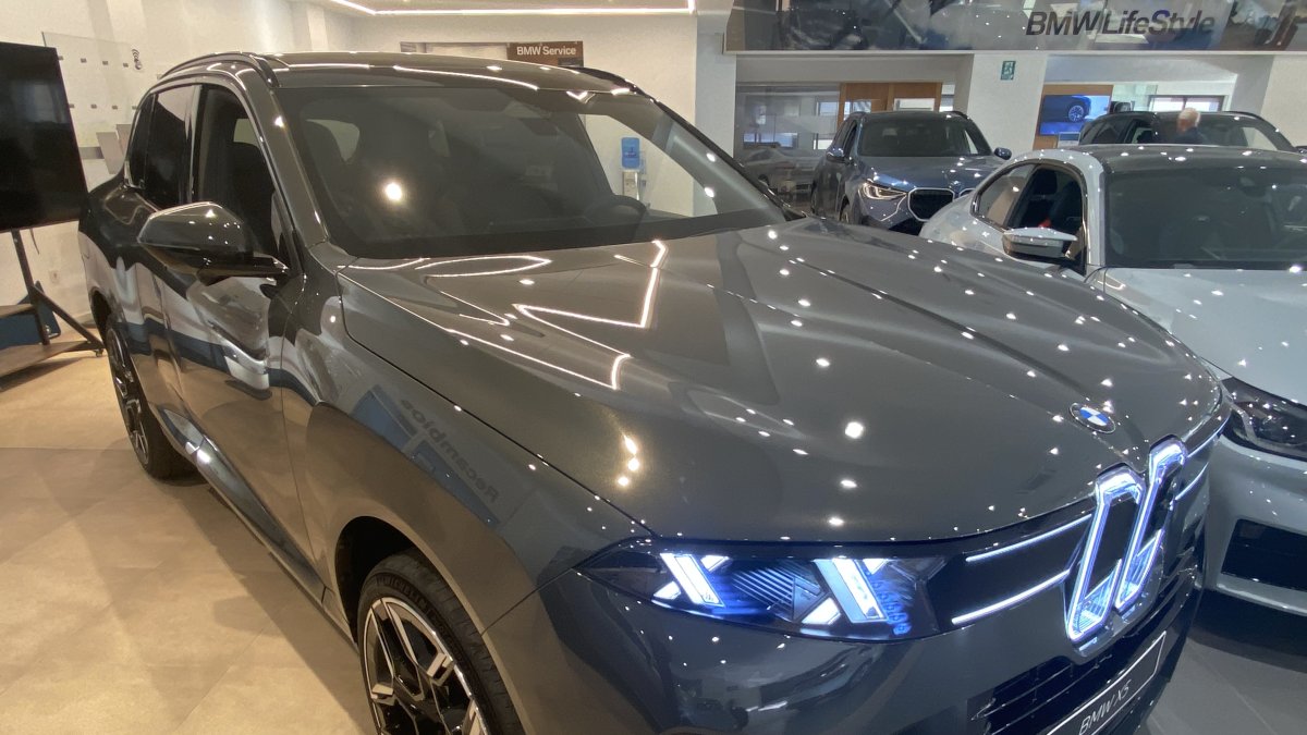 El nuevo X5 en las instalaciones de Huércal de Almería