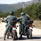 Agentes del Seprona en tareas de vigilancia.