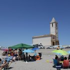Playa e iglesia de las Salinas, en el Cabo de Gata.