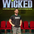 El actor almeriense Antonio Mañas, en una imagen promocional del musical 'Wicked'.