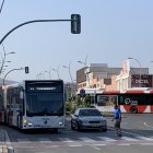 Vista general de los autobuses en la zona de la Avenida Mediterráneo