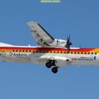 ATR-72-600 de Iberia, operado por Air Nostrum, que conecta el Aeropuerto de Almería con los de Melilla y Sevilla.