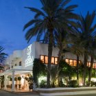 Fachada del Hotel Restaurante Terraza Carmona en Vera.