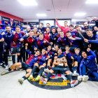 Fiesta total en el vestuario del Eldense después de ganarle al Almería por 2-1. Ahora se las verá con un Primera División.