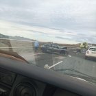 Coche destrozado en el accidente en la N-341
