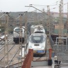 El Alvia 730 apartado en Huércal-Viator al no prestar servicio con Madrid este miércoles por el temporal.