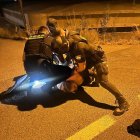 Agentes del GOAP de El Ejido en el momento de la detención de José Manuel.