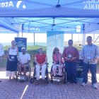 Los representantes de ASPAYM Almería junto a los premiados y reconocidos durante este evento, a falta de la Persona ASPAYM del año..