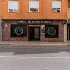 Fachada del local.