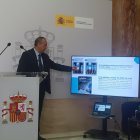 José María Méndez director provincial de Tráfico en Almería explica el nuevo reglamento.