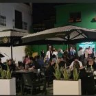 Ambiente en la terraza de Celtic Irish Tavern, donde se celebrará el primer Oktoberfest de Vera.