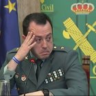 Momento en que se emociona el comandante Reina.