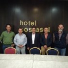 Los representantes de los regantes aseguran la colaboración para solventar el problema del agua en la provincia.