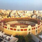 Vista aérea del coso almeriense durante el rodaje.